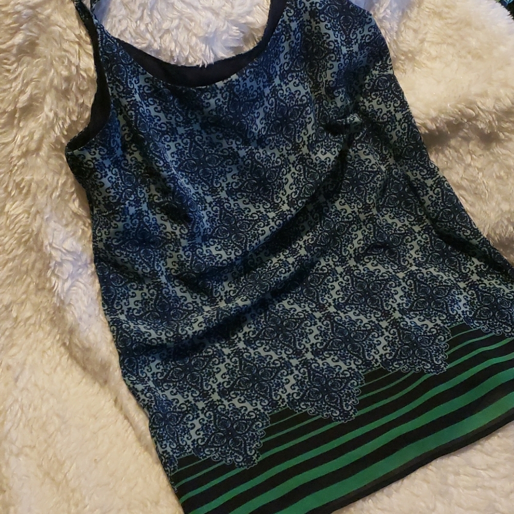 Cabi top